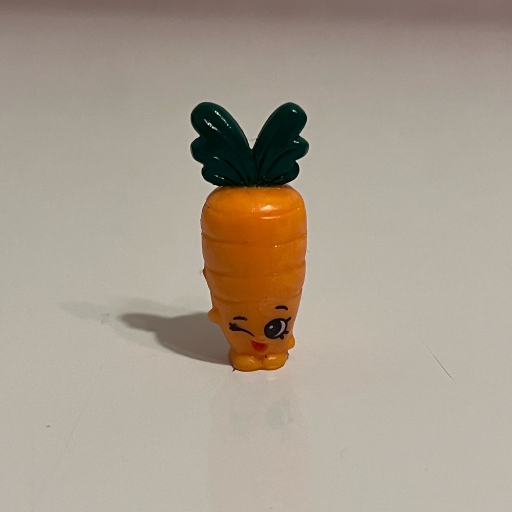 Shopkins Season 1 Crispy Carrot - Fruit & Veg Team 🥕